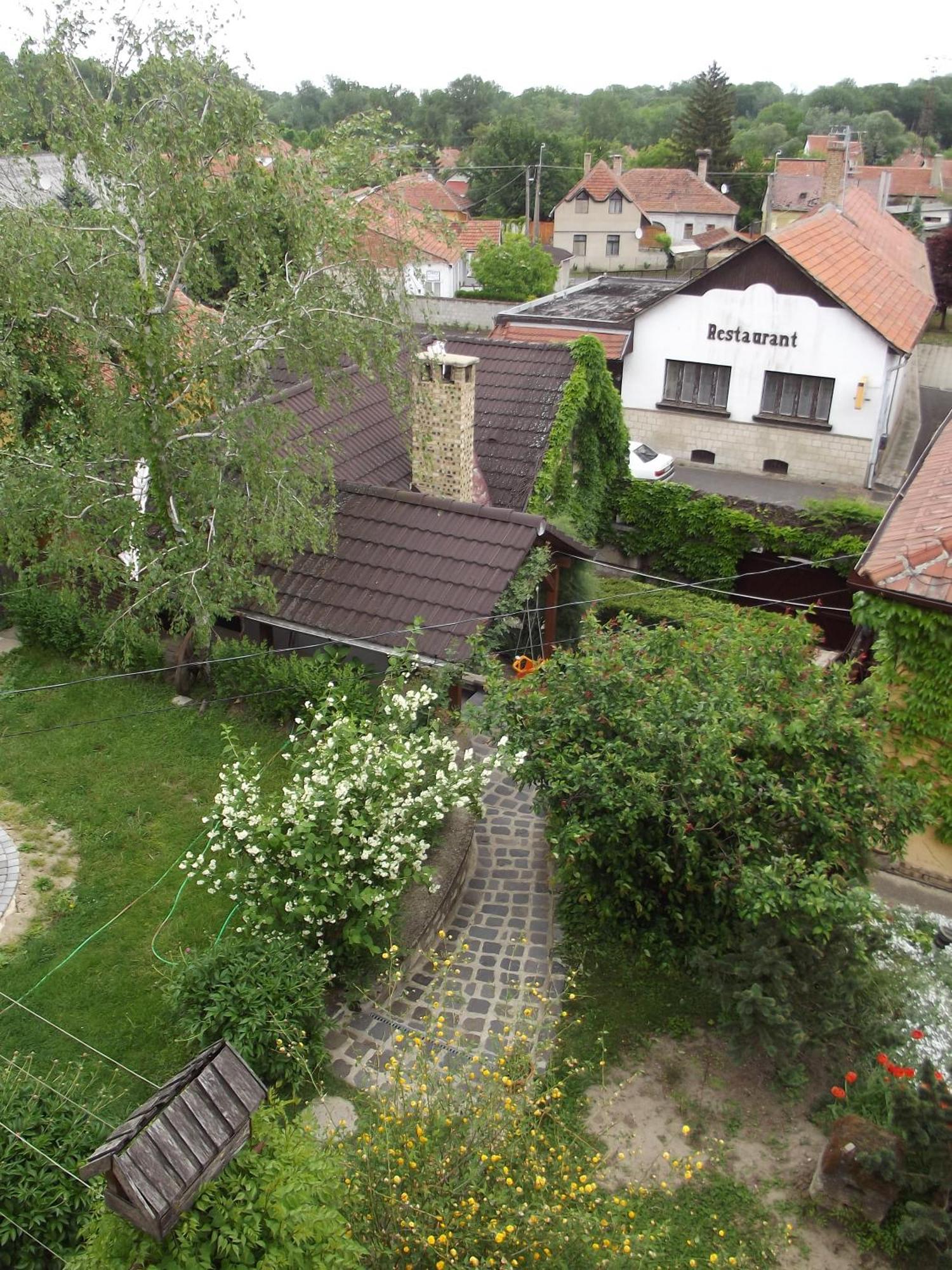 Апартаменты Boene Vendeghaz Es Borozo Токай Экстерьер фото